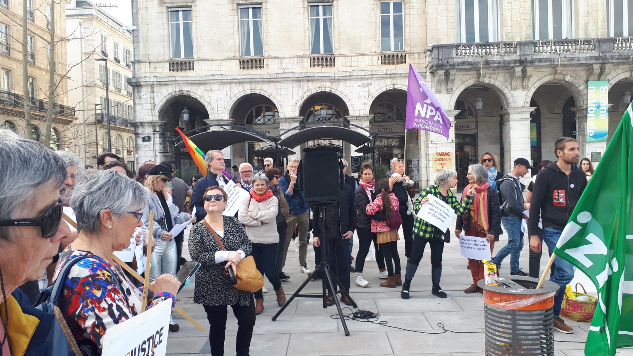  manif anti loi Darmanin Bayonne décembre 2022